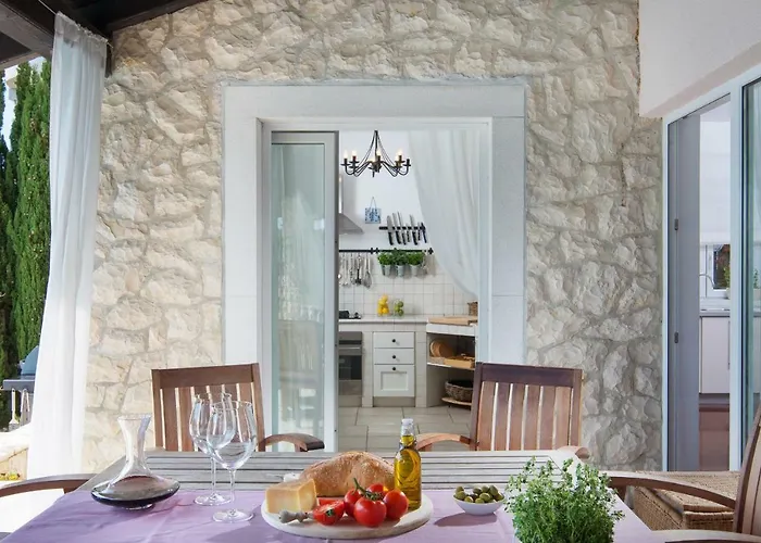Pag Villa *
